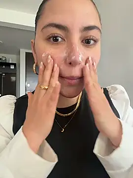 Snapshot of sukhakunis1 chatting on 03/12/26, 04:46 sukhakunis1 online show from 03/12/26, 04:46