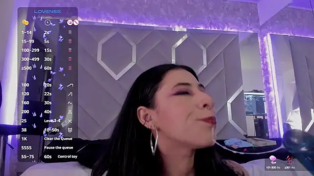 Sara Foxx1 online show from 01/31/25, 10:10