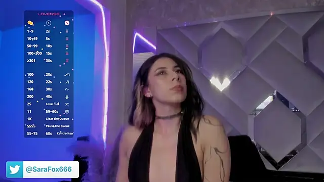 Sara Foxx1 online show from 04/03/26, 08:29