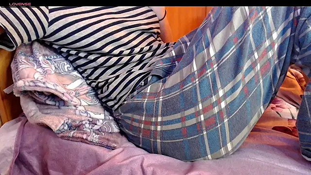 Snapshot of Perversdemlni chatting on 02/22/25, 04:40 Perversdemlni online show from 02/22/25, 04:40