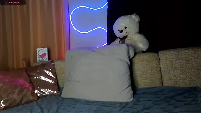 Leila purr18 online show from 01/26/25, 01:20