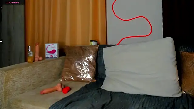 Leila purr18 online show from 02/07/25, 01:11