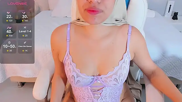 Umarani  online show from 01/24/25, 04:05