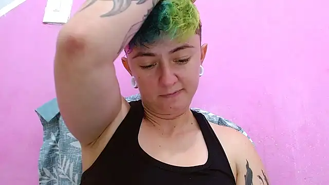 tomboyblue online show from 10/06/25, 10:51