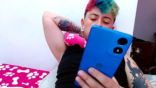 tomboyblue online show from 10/22/25, 06:29