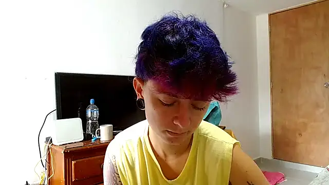 tomboyblue online show from 05/08/26, 05:40