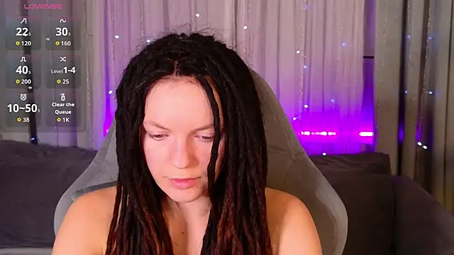 Snapshot of CoreyJane chatting on 04/19/26, 04:56 CoreyJane online show from 04/19/26, 04:56