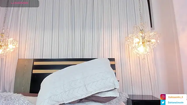 Snapshot of DahianaLincoln chatting on 01/15/25, 01:56 DahianaLincoln online show from 01/15/25, 01:56