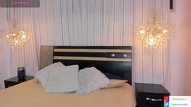 Snapshot of DahianaLincoln chatting on 01/31/25, 01:54 DahianaLincoln online show from 01/31/25, 01:54