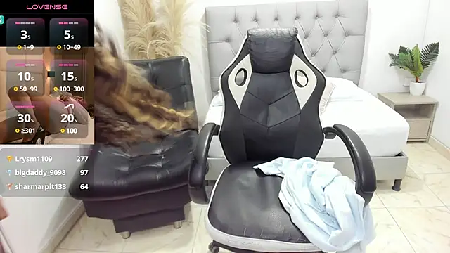 Snapshot of niraksil chatting on 03/11/25, 06:30 niraksil online show from 03/11/25, 06:30