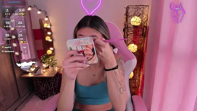 violet ch online show from 01/31/25, 08:22