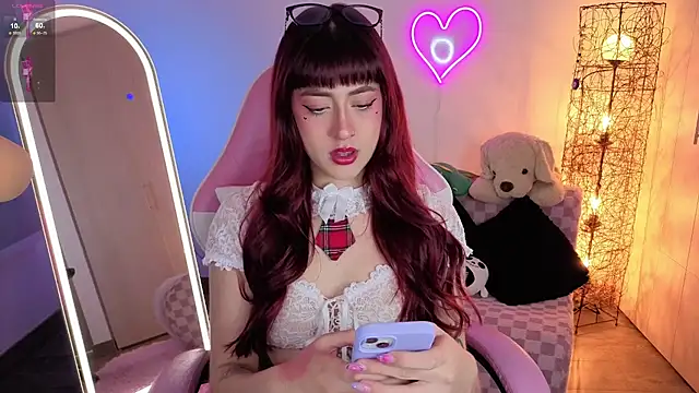 Snapshot of violet_ch chatting on 07/12/26, 08:33 violet ch online show from 07/12/26, 08:33