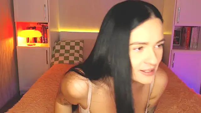 Snapshot of Leaaaaaaaaa chatting on 02/20/25, 06:24 Leaaaaaaaaa online show from 02/20/25, 06:24