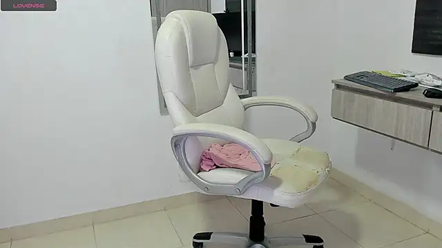 dahian carter online show from 09/12/25, 12:49