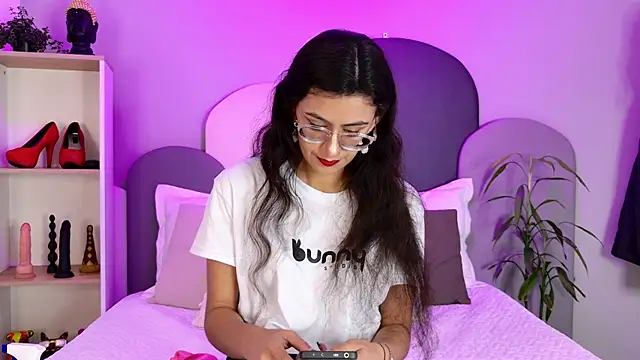 Snapshot of SophieGomez22 chatting on 05/20/26, 11:16 SophieGomez22 online show from 05/20/26, 11:16