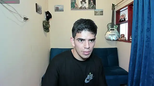 Snapshot of Ares_Johnson chatting on 03/16/25, 08:43 Ares Johnson online show from 03/16/25, 08:43