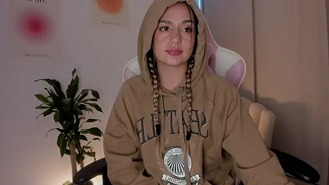 LittleSofia  online show from 01/02/25, 02:11