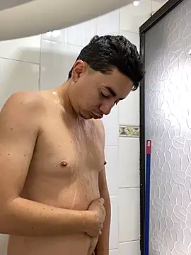 Snapshot of DanielGomez9 chatting on 02/16/25, 04:42 DanielGomez9 online show from 02/16/25, 04:42