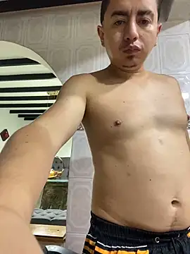 Snapshot of DanielGomez9 chatting on 02/17/25, 03:15 DanielGomez9 online show from 02/17/25, 03:15