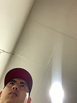 Snapshot of DanielGomez9 chatting on 02/24/25, 10:03 DanielGomez9 online show from 02/24/25, 10:03