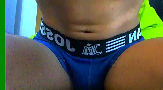 Snapshot of Ian_zaenzz chatting on 12/18/24, 07:08 Ian zaenzz online show from 12/18/24, 07:08