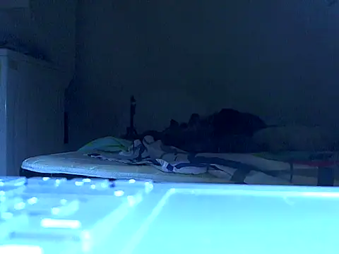 Snapshot of Ian_zaenzz chatting on 09/19/25, 06:08 Ian zaenzz online show from 09/19/25, 06:08