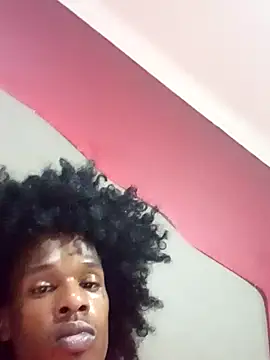 Snapshot of Puffgettingstuffed chatting on 09/14/25, 11:20 Puffgettingstuffed online show from 09/14/25, 11:20