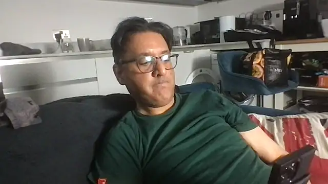 Robin007 online show from 09/24/25, 02:59