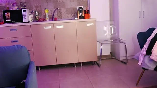 Snapshot of RosaCatalleya chatting on 04/15/26, 03:24 RosaCatalleya online show from 04/15/26, 03:24