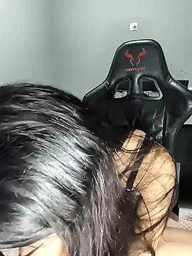 Livia Diaz online show from 04/13/26, 02:17