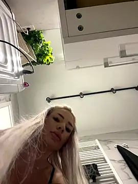 Russian Ava online show from 09/28/25, 06:19