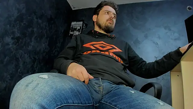 Snapshot of Master_Mark_Wayne chatting on 01/10/26, 08:32 Master Mark Wayne online show from 01/10/26, 08:32