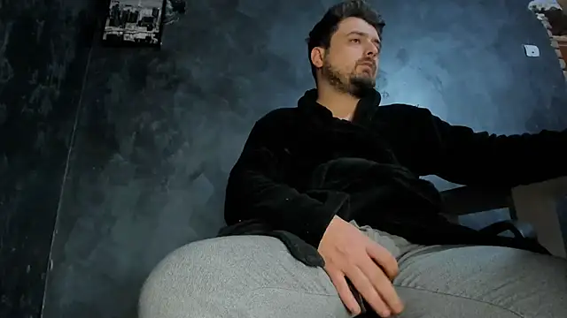 Snapshot of Master_Mark_Wayne chatting on 02/17/26, 12:51 Master Mark Wayne online show from 02/17/26, 12:51