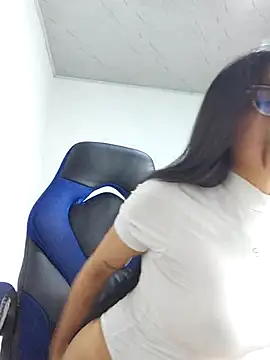 anny vittar online show from 04/14/26, 05:24