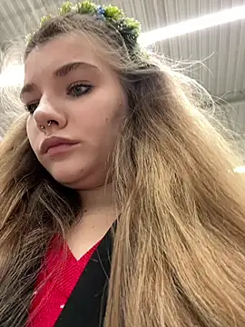 Holy Tereza online show from 12/27/24, 03:37