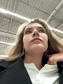 Holy Tereza online show from 02/19/25, 03:16