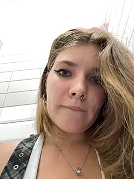 Holy Tereza online show from 09/16/25, 03:35