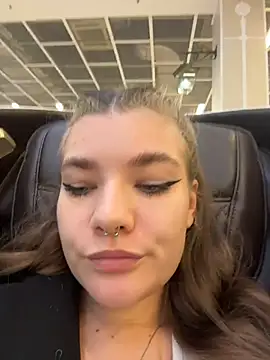 Holy Tereza online show from 04/15/26, 03:52