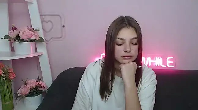 MilanaAngelAs online show from 01/12/25, 10:45