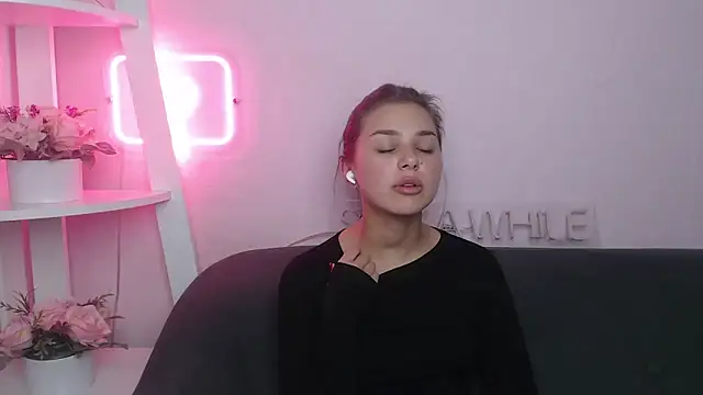 MilanaAngelAs online show from 10/18/25, 04:52