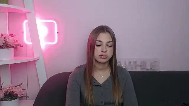 MilanaAngelAs online show from 11/25/25, 08:42