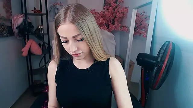  KittyBoo online show from 02/05/25, 08:00