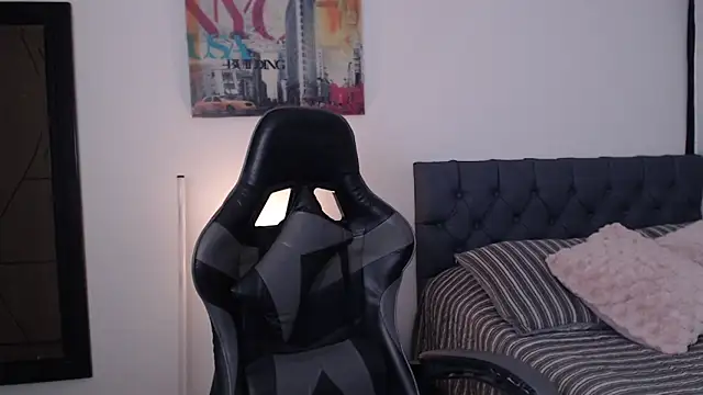 miawilson 1 online show from 09/14/25, 04:11