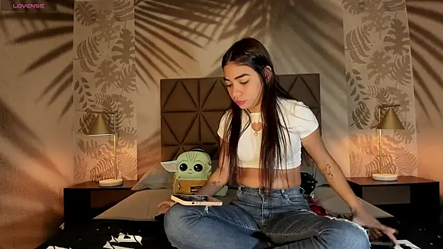 Vicky Palmer online show from 12/14/24, 08:08