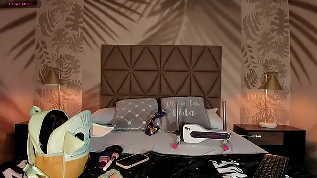 Vicky Palmer online show from 01/13/25, 08:37