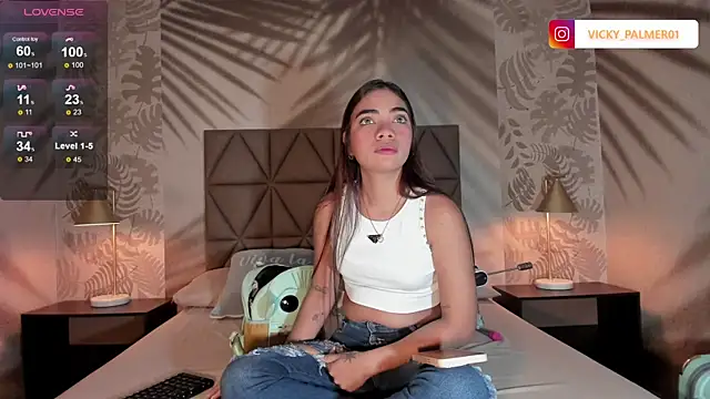 Vicky Palmer online show from 01/17/25, 09:39