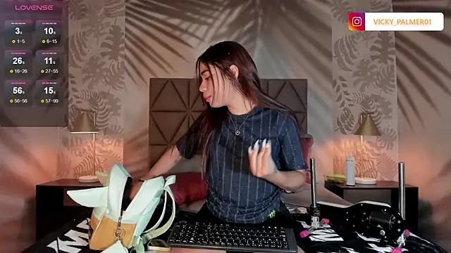 Vicky Palmer online show from 01/24/25, 08:43