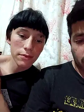 Snapshot of babylexx_18 chatting on 11/05/25, 02:44 babylexx 18 online show from 11/05/25, 02:44