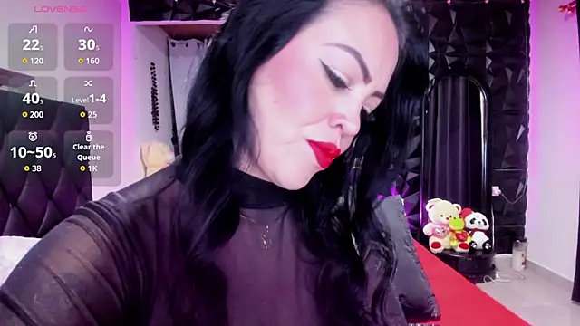 Snapshot of charlottemeyerr chatting on 11/16/25, 09:42 charlottemeyerr online show from 11/16/25, 09:42