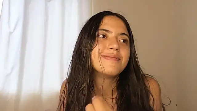 Snapshot of ViolettaSummer chatting on 10/09/25, 10:08 ViolettaSummer online show from 10/09/25, 10:08